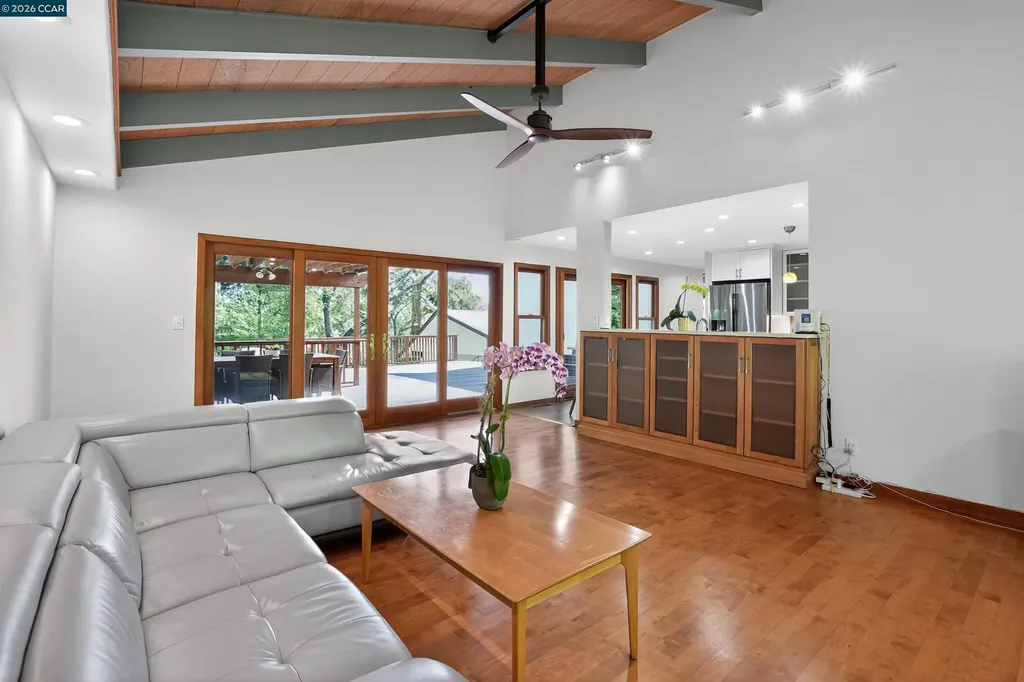 163 El Toyonal Orinda CA 94563
