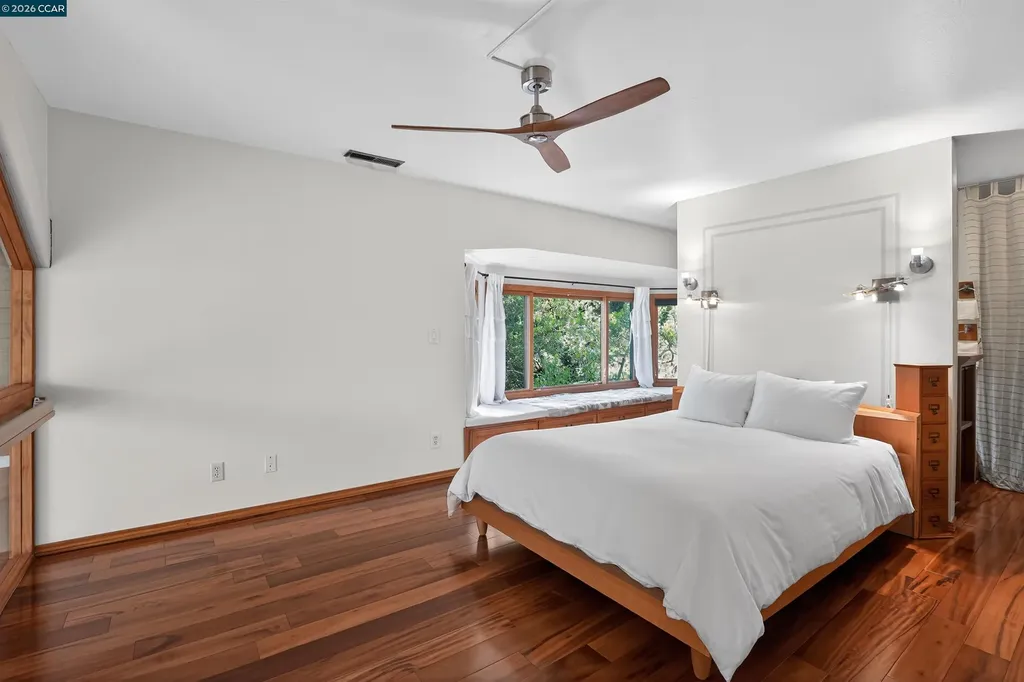163 El Toyonal Orinda CA 94563