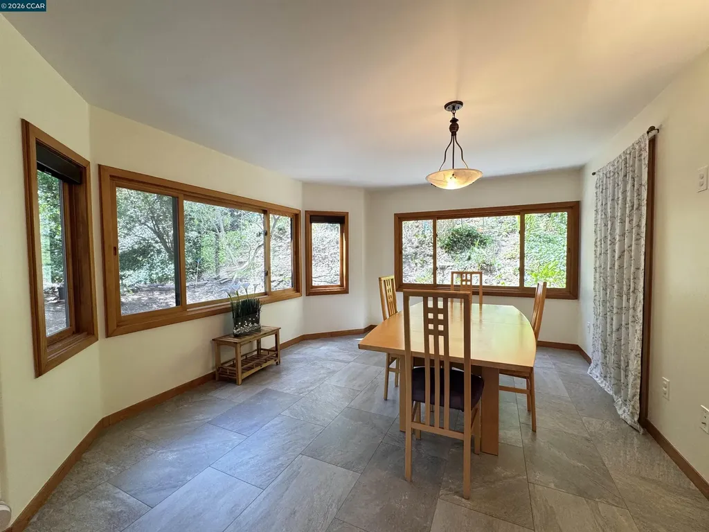 163 El Toyonal Orinda CA 94563