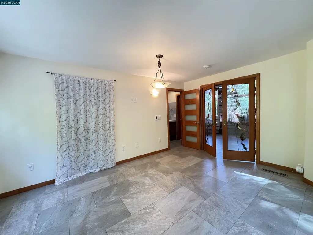 163 El Toyonal Orinda CA 94563