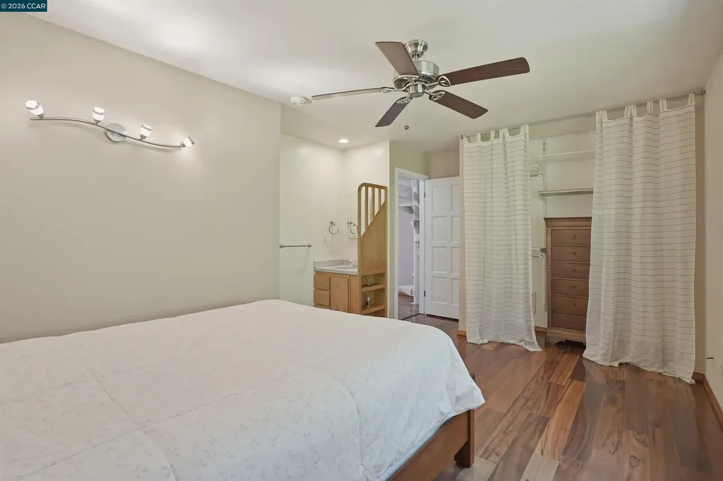 163 El Toyonal Orinda CA 94563