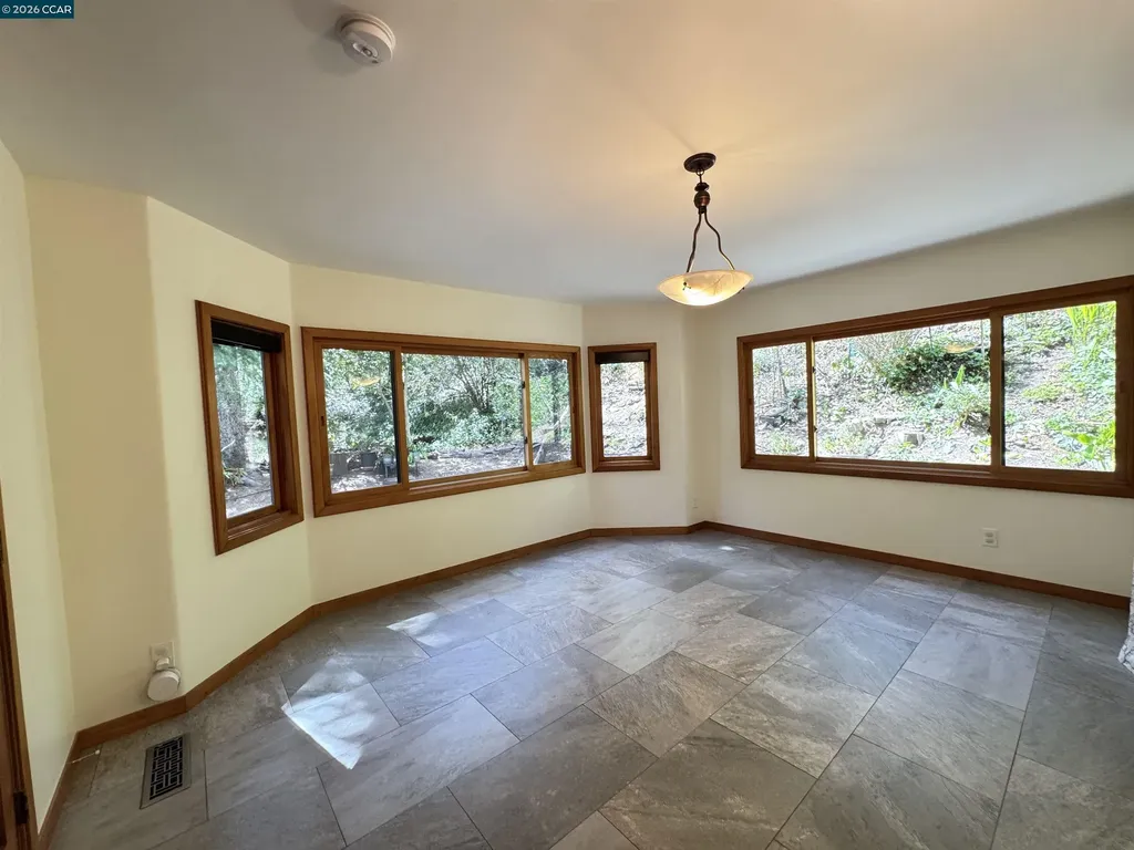 163 El Toyonal Orinda CA 94563