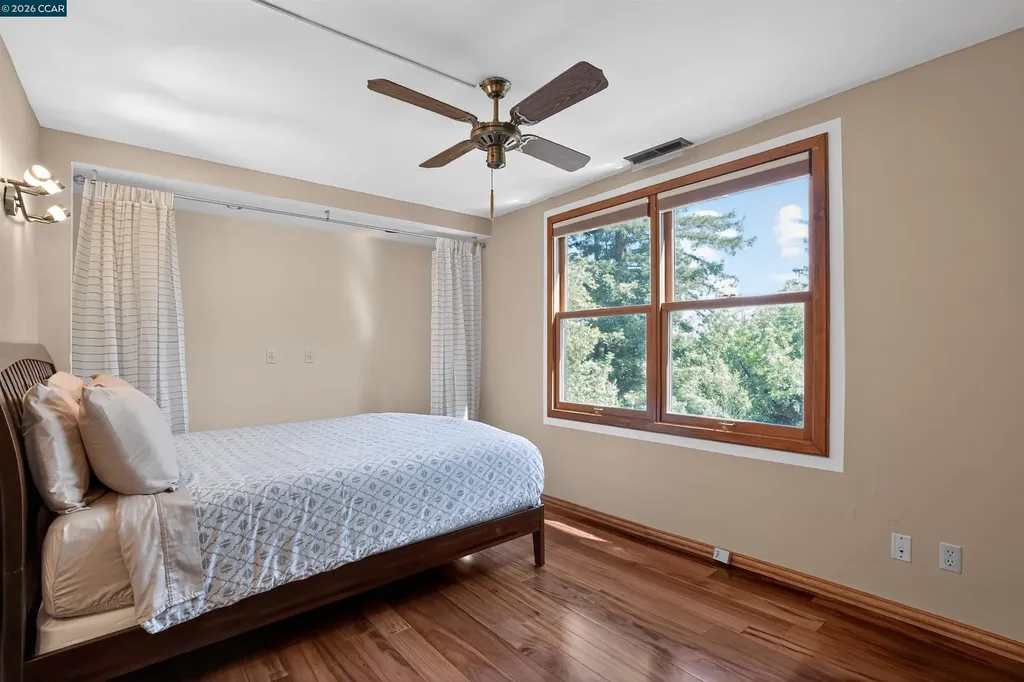 163 El Toyonal Orinda CA 94563