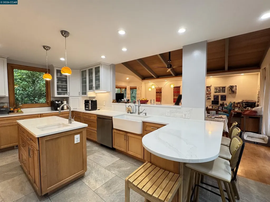 163 El Toyonal Orinda CA 94563