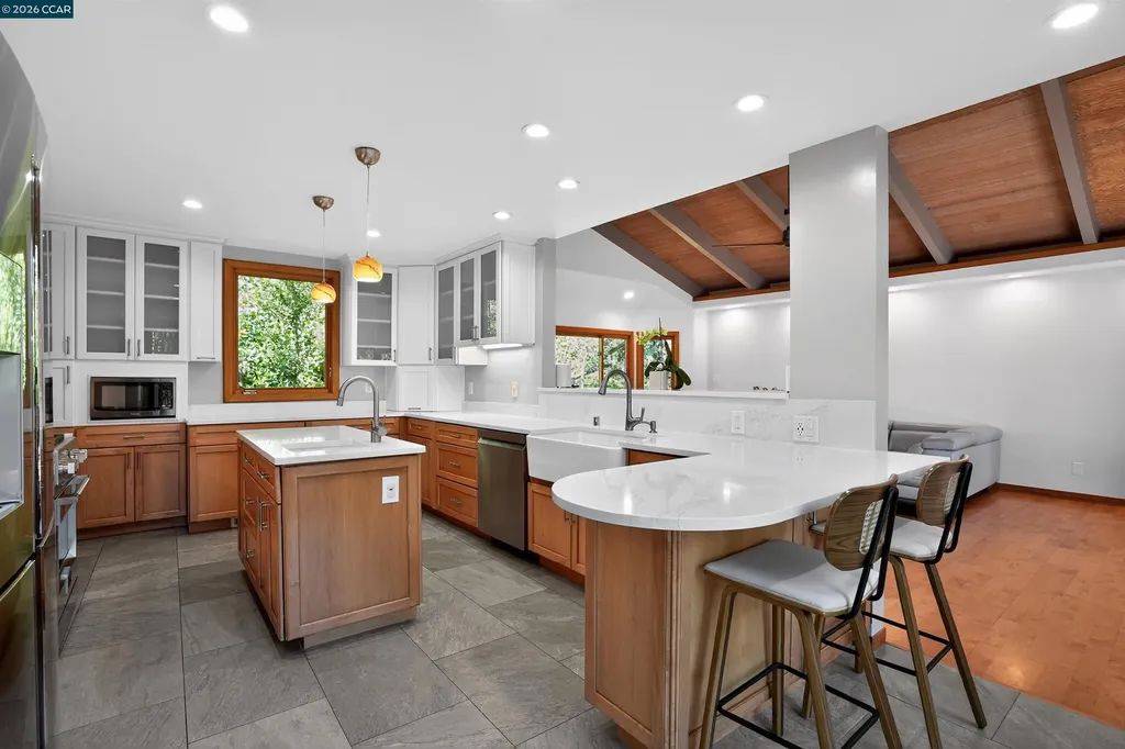 163 El Toyonal Orinda CA 94563
