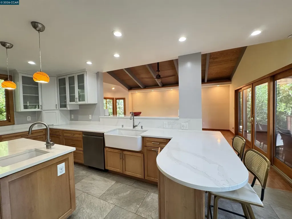 163 El Toyonal Orinda CA 94563