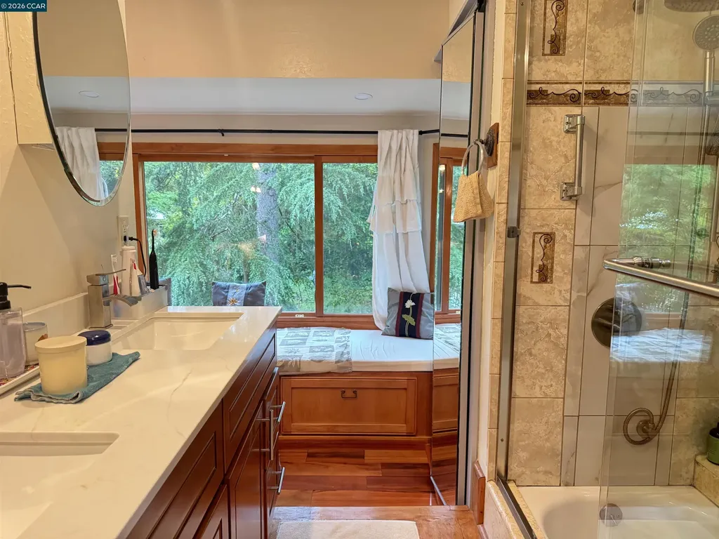 163 El Toyonal Orinda CA 94563