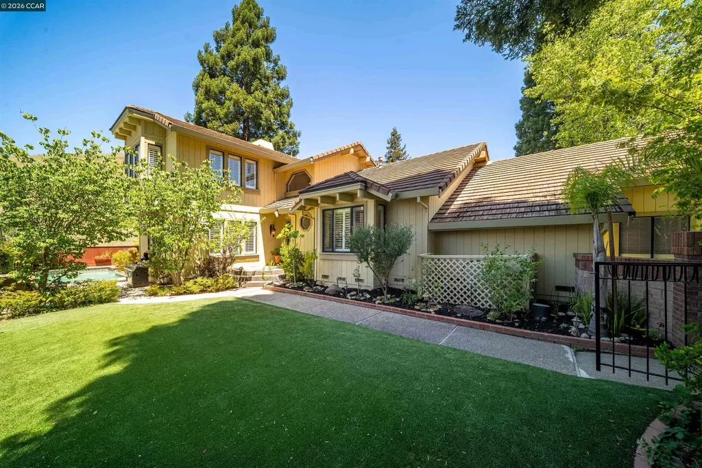 951 Redwood Drive Danville CA 94506