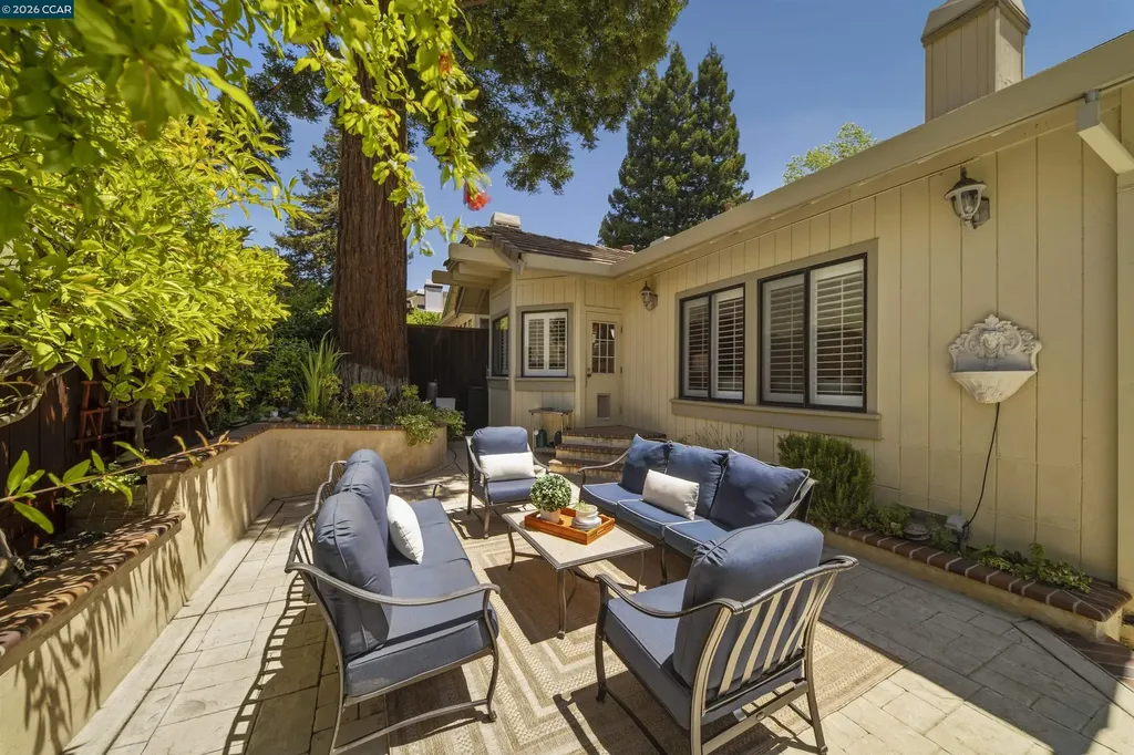 951 Redwood Drive Danville CA 94506