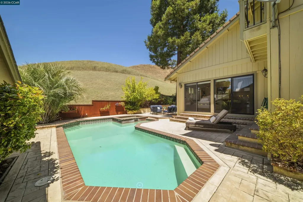 951 Redwood Drive Danville CA 94506