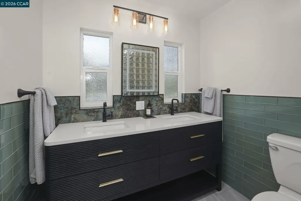 1051 San Rafael San Leandro CA 94577
