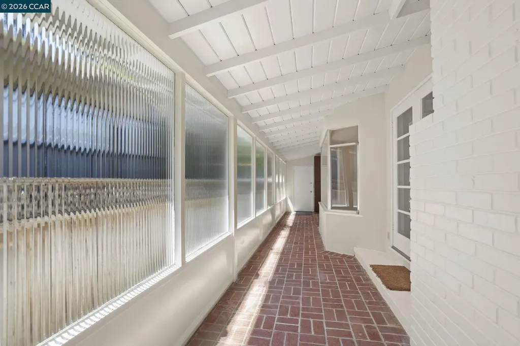 1051 San Rafael San Leandro CA 94577