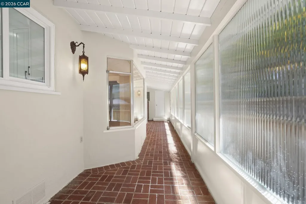 1051 San Rafael San Leandro CA 94577