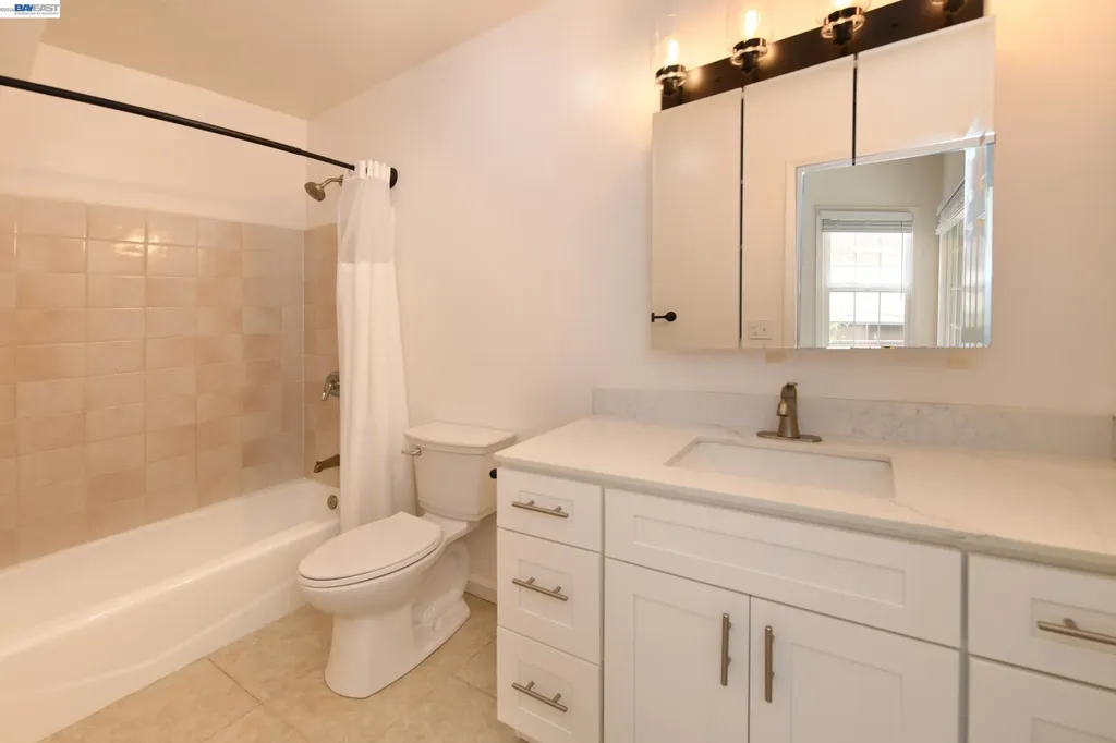 534 Adams Street Albany CA 94706