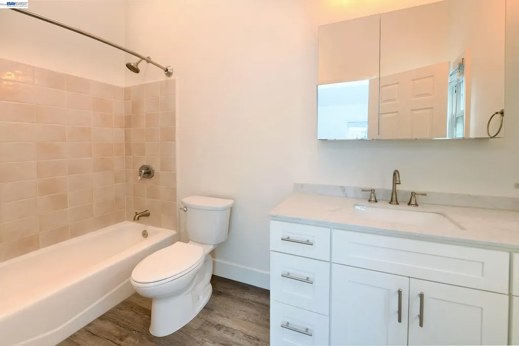 534 Adams Street Albany CA 94706
