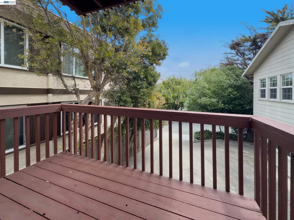534 Adams Street Albany CA 94706
