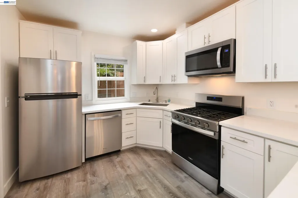 534 Adams Street Albany CA 94706