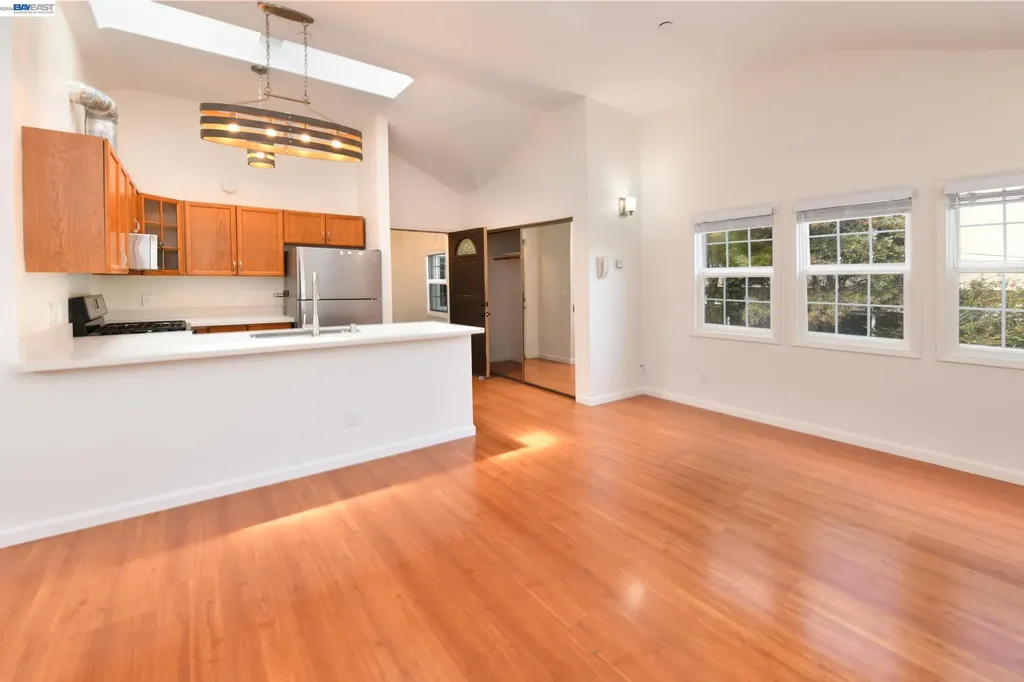 534 Adams Street Albany CA 94706