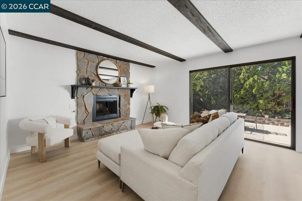 4761 Bruno Road El Sobrante CA 94803