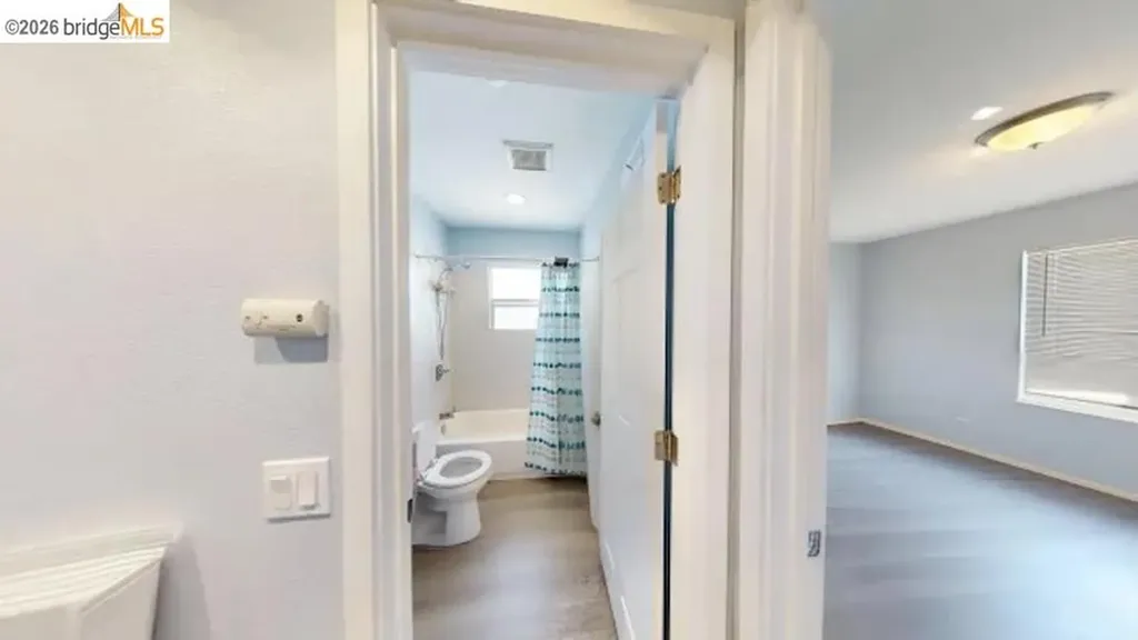 978 75th Avenue Oakland CA 94621