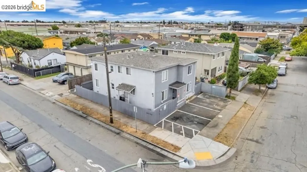 978 75th Avenue Oakland CA 94621
