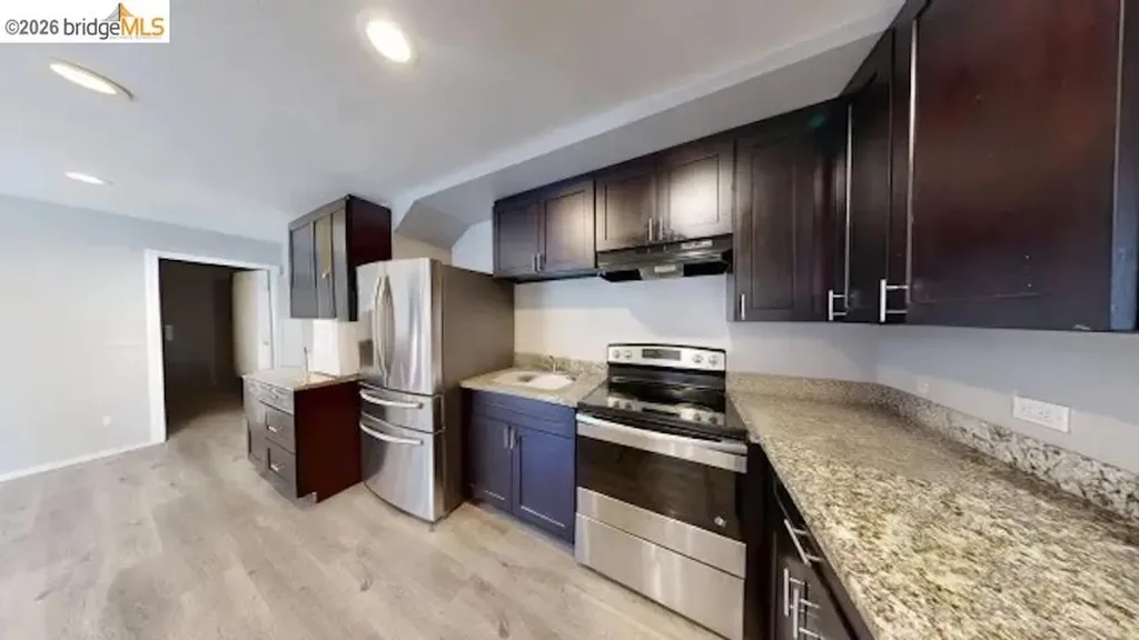 978 75th Avenue Oakland CA 94621