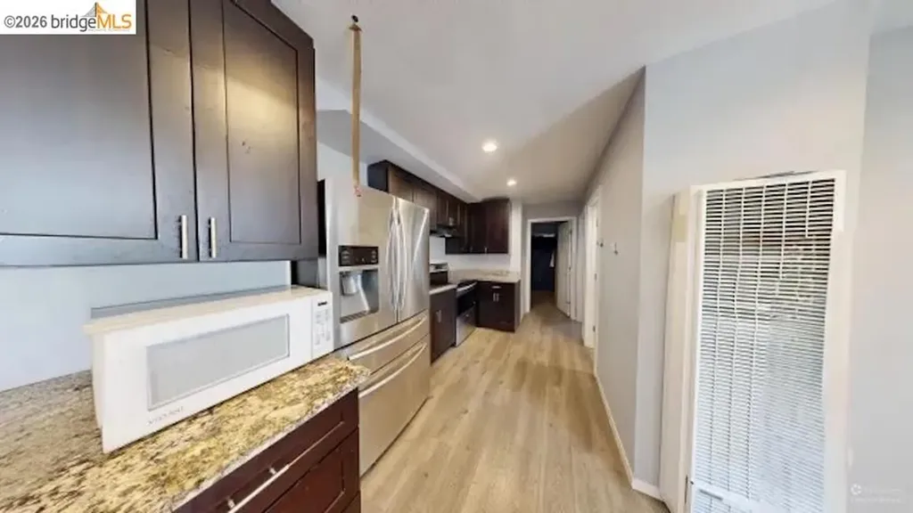 978 75th Avenue Oakland CA 94621
