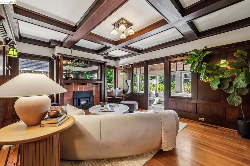 2953 Hillegass Avenue Berkeley CA 94705