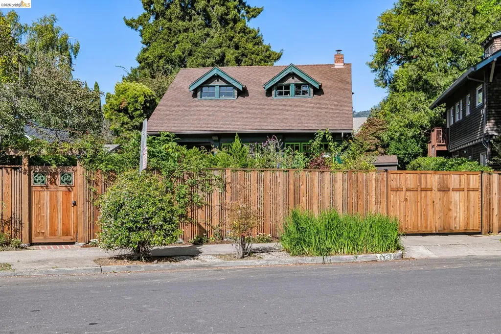 2953 Hillegass Avenue Berkeley CA 94705
