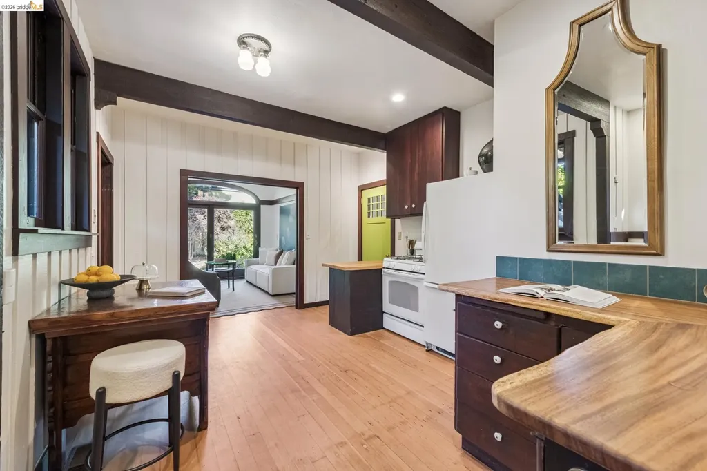 2953 Hillegass Avenue Berkeley CA 94705