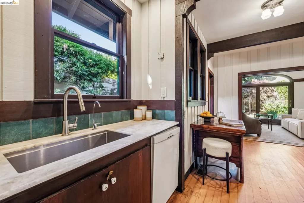 2953 Hillegass Avenue Berkeley CA 94705