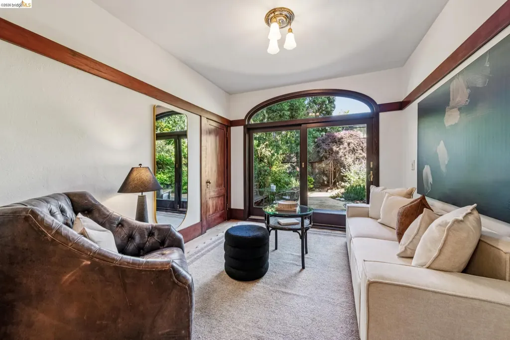 2953 Hillegass Avenue Berkeley CA 94705