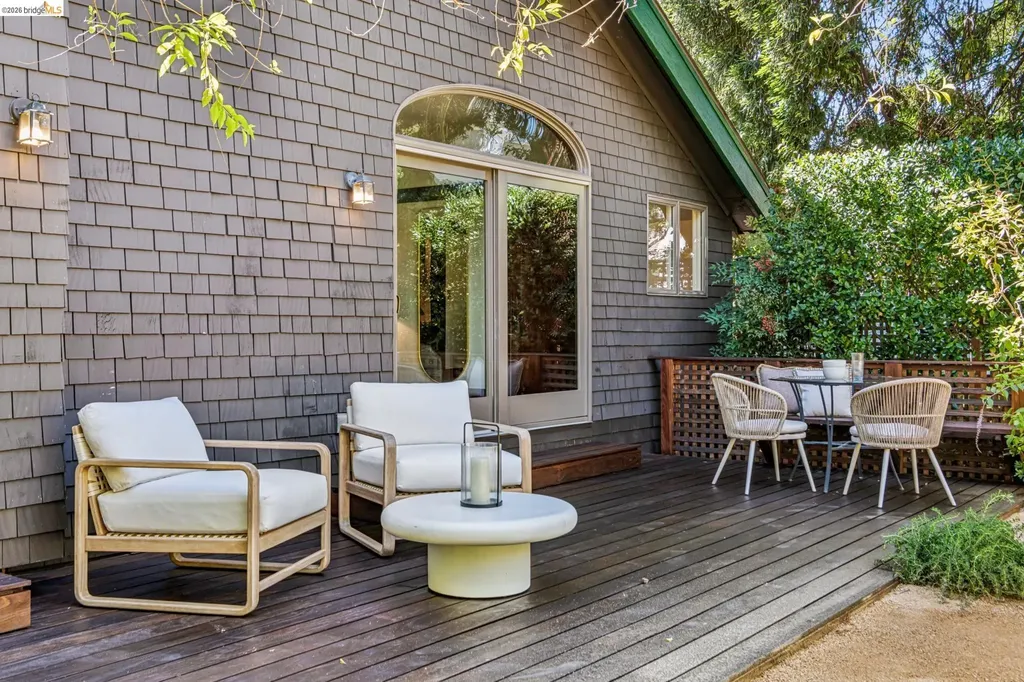 2953 Hillegass Avenue Berkeley CA 94705