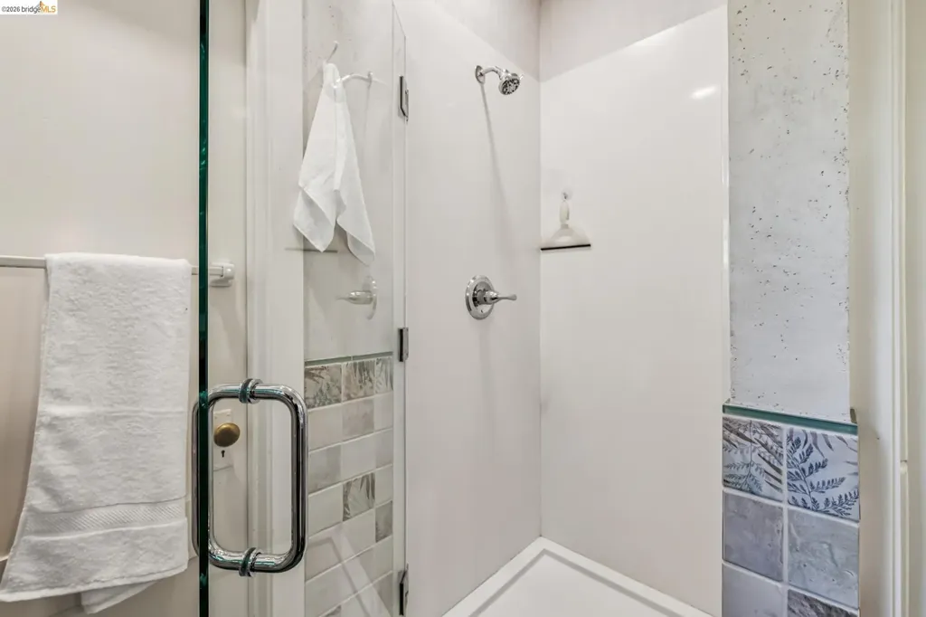 2953 Hillegass Avenue Berkeley CA 94705