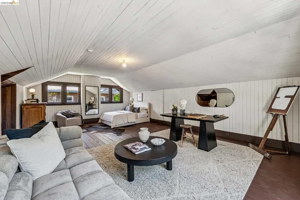 2953 Hillegass Avenue Berkeley CA 94705
