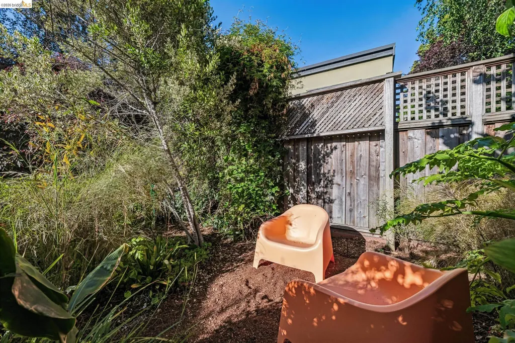 2953 Hillegass Avenue Berkeley CA 94705
