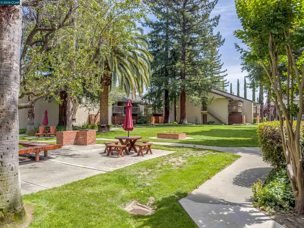 2738 Oak Road Walnut Creek CA 94597