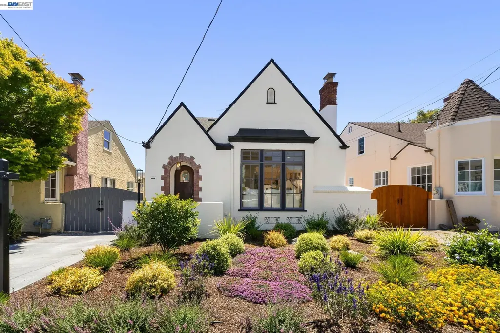 5869 Picardy Drive Oakland CA 94605