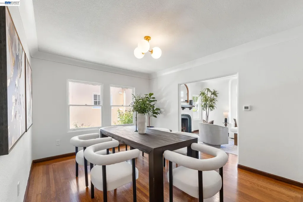 5869 Picardy Drive Oakland CA 94605