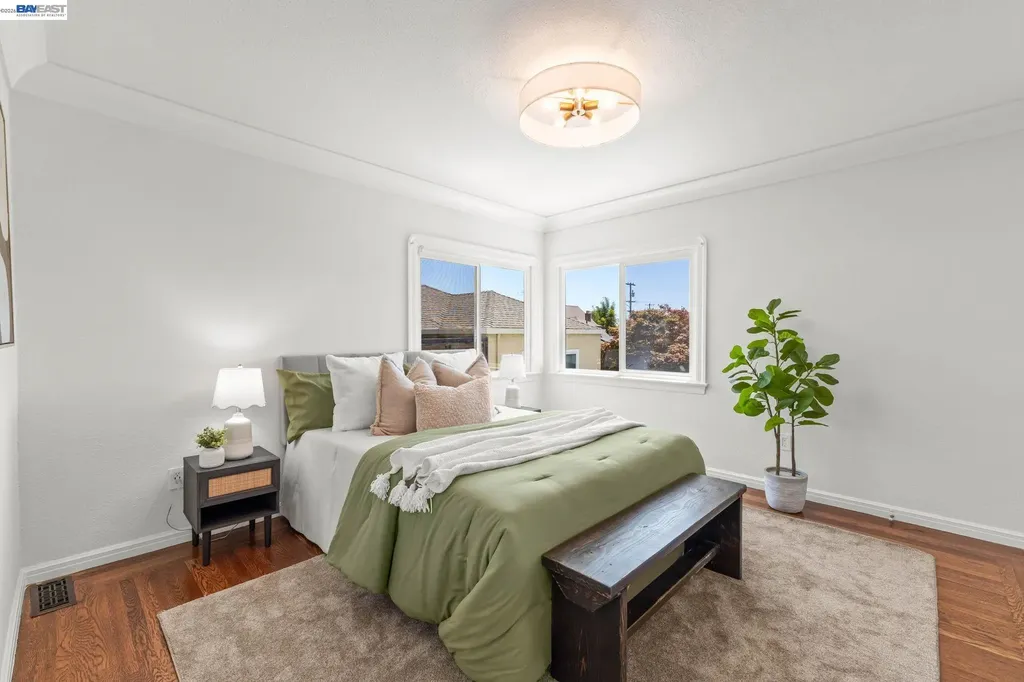 5869 Picardy Drive Oakland CA 94605