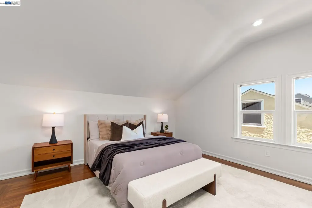 5869 Picardy Drive Oakland CA 94605