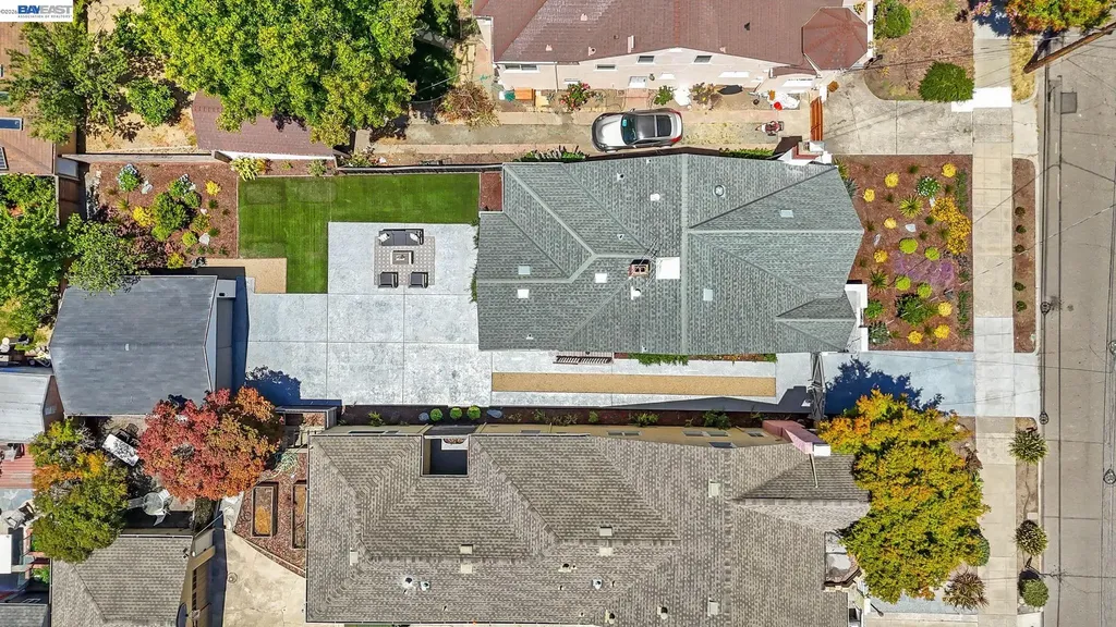 5869 Picardy Drive Oakland CA 94605