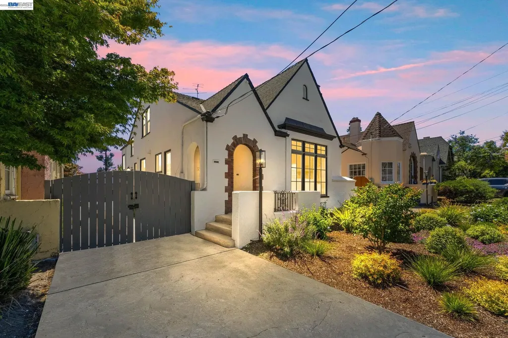 5869 Picardy Drive Oakland CA 94605