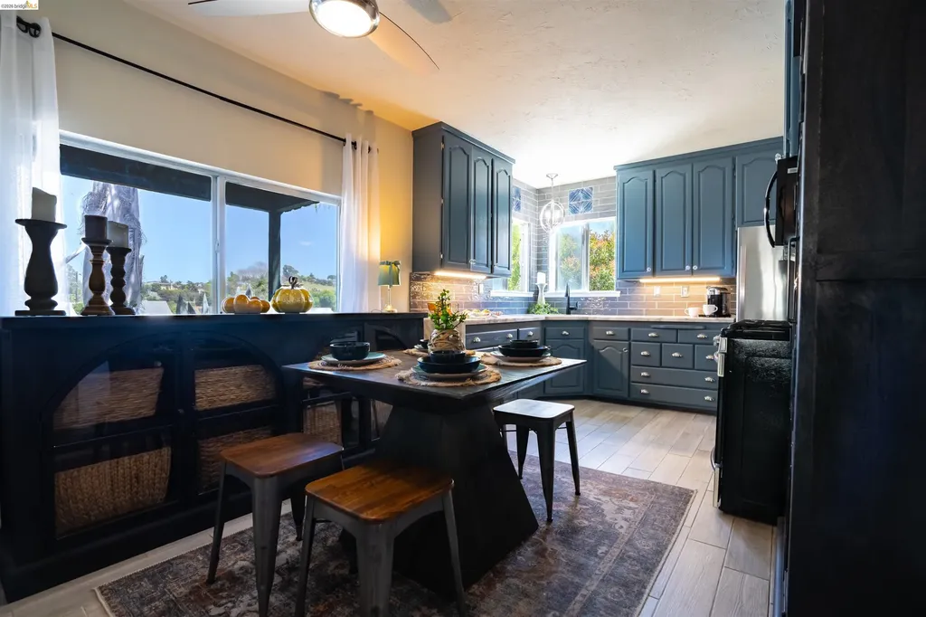 11 Fairview Avenue Vallejo CA 94590