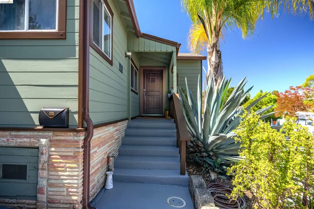 11 Fairview Avenue Vallejo CA 94590