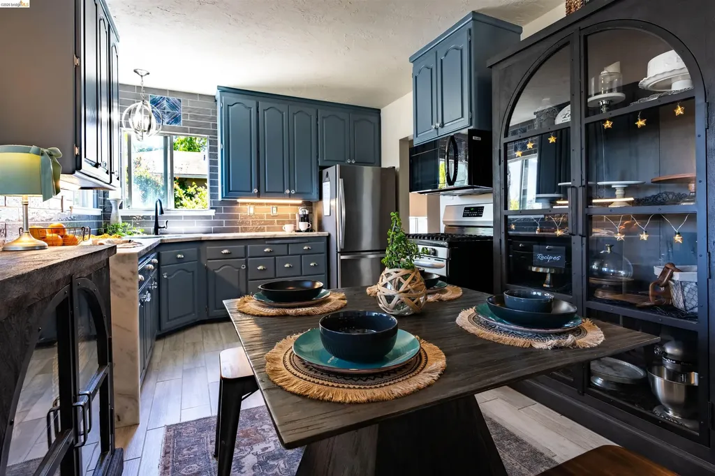 11 Fairview Avenue Vallejo CA 94590