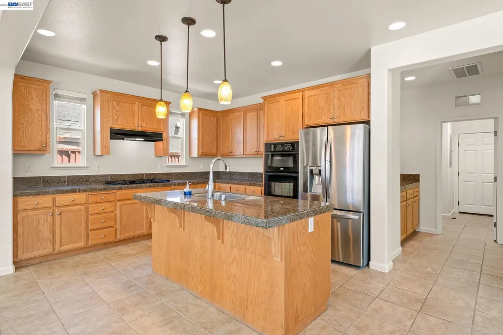 6217 Crystal Springs Circle Discovery Bay CA 94505
