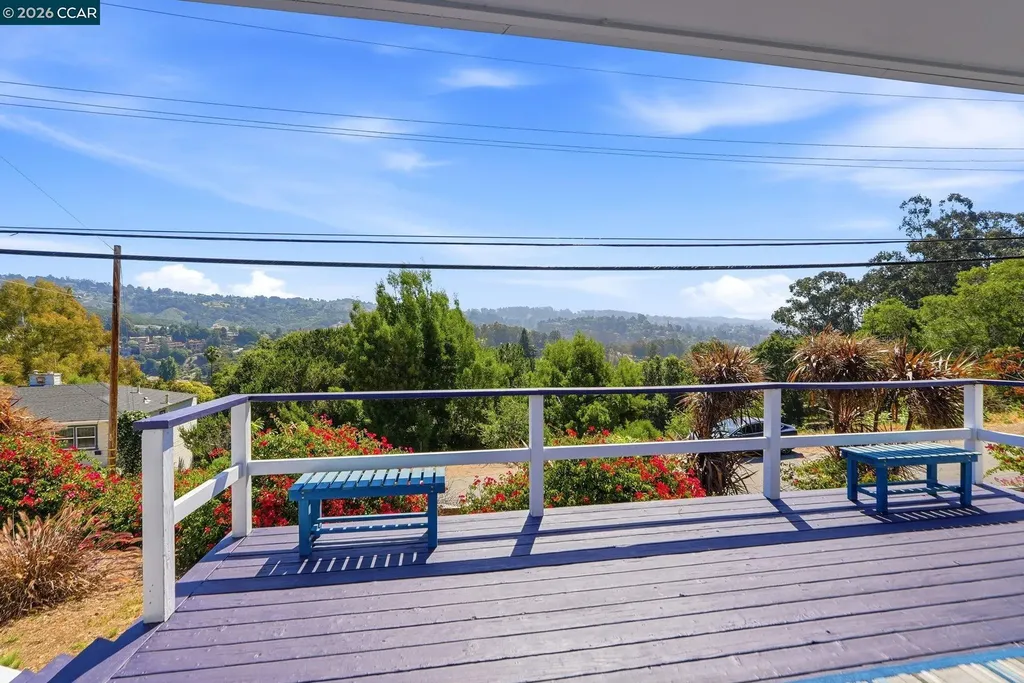 8019 Sterling Drive Oakland CA 94605