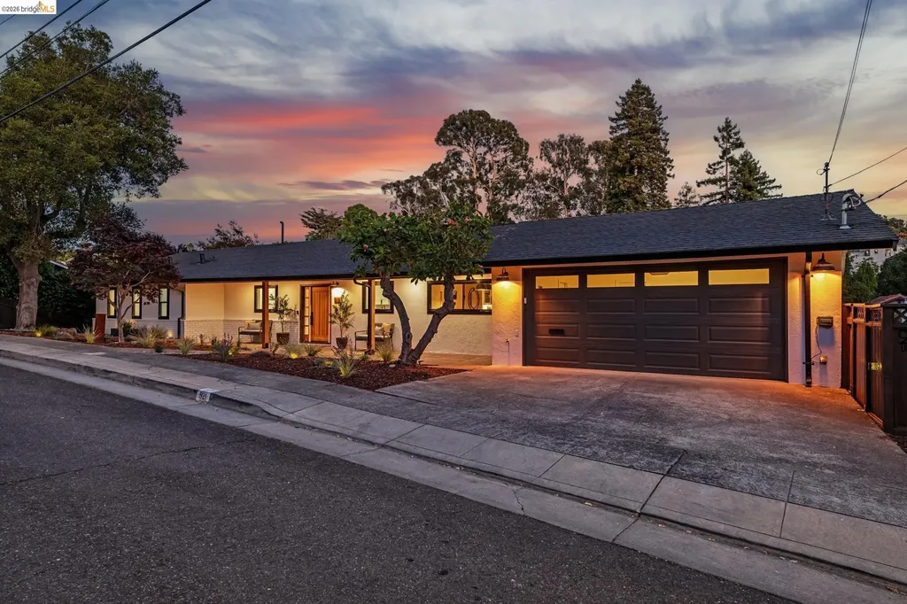 921 Underhills Road Oakland CA 94610
