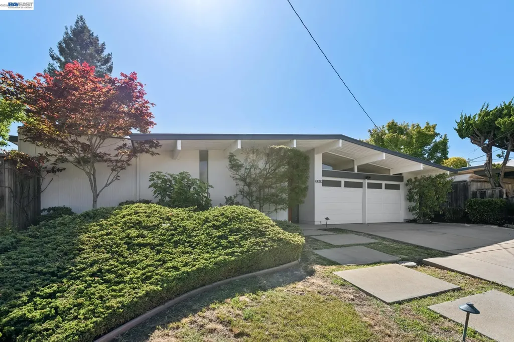 5842 Highwood Road Castro Valley CA 94552